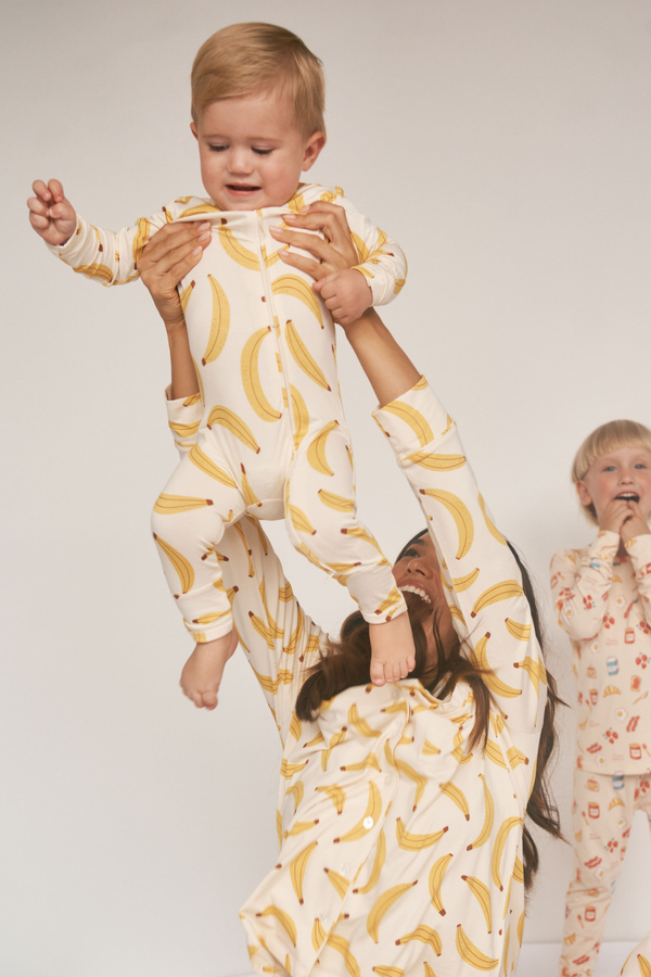 Zipper Sleeper - GO BANANAS