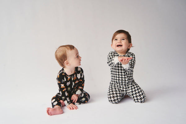 Zipper Sleeper - SPOOKY DOGS