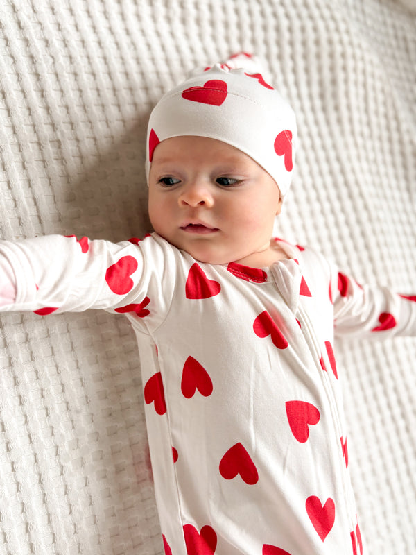 Knotted Hat - RED HEART