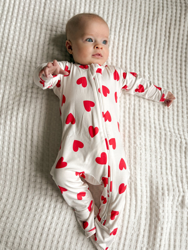 Zipper Sleeper - RED HEART