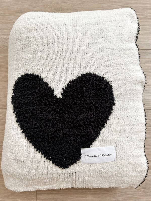 NEW COZY KNIT BLANKET - BLACK HEART - PRE ORDER 02/28