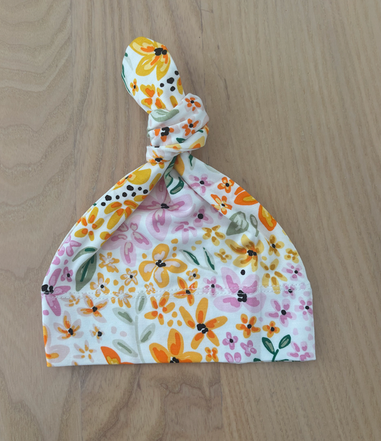 Knotted Hat - FRESH BLOOM